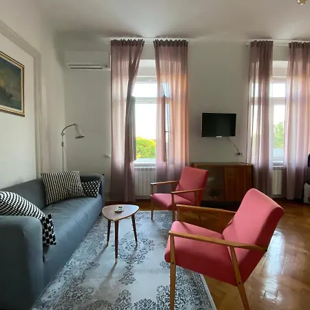 Apartman Bright 45m2 - Free Parking - Wifi Rijeka