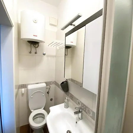 Bright 45m2 - Free Parking - Wifi *